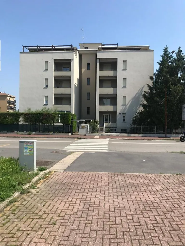 Inparma Ovest Apartment Italy